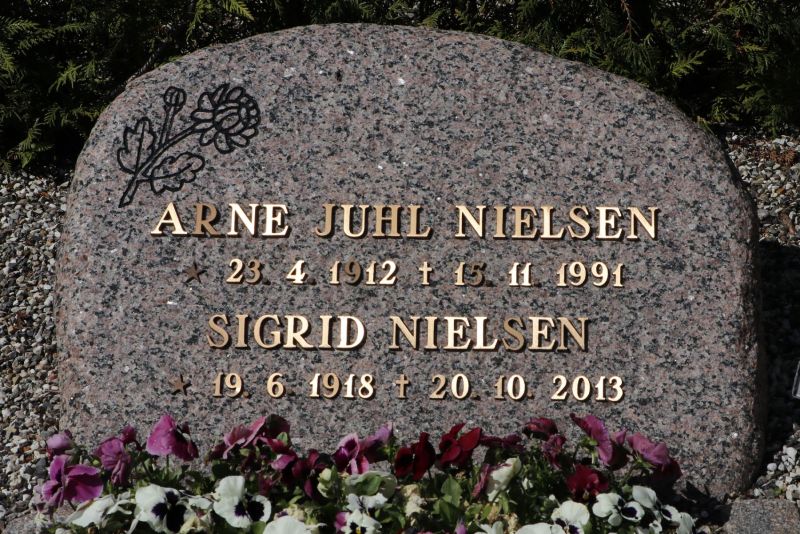 Sigrid Nielsen.jpg